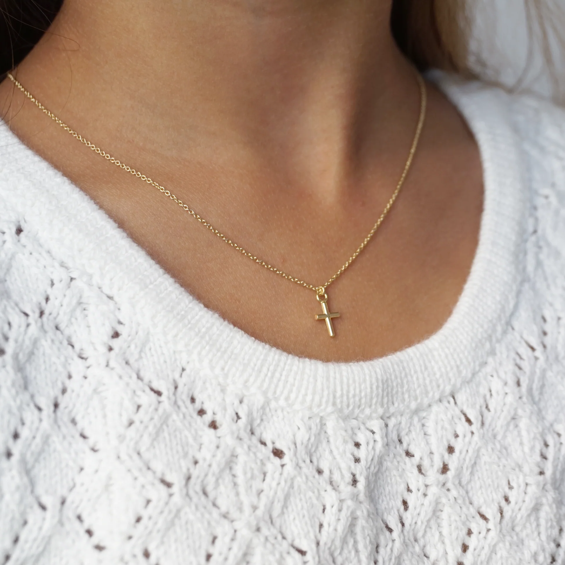 Collar Cruz (Oro 18kt) - Image 2