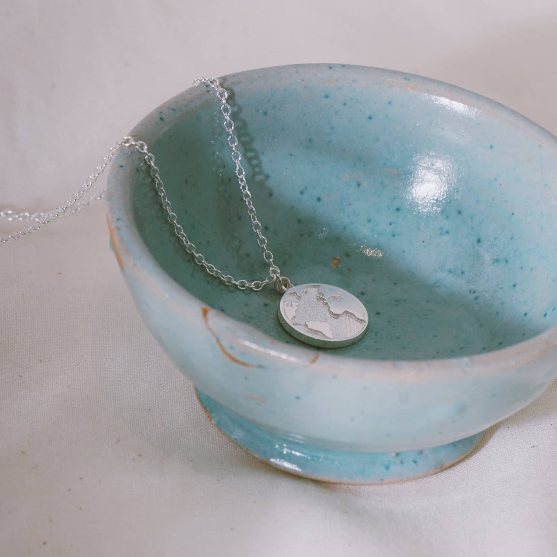 Collar Terra Blanco - Image 3